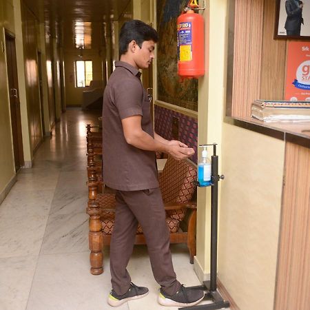 SRK Hotel- Mumbai Central Bagian luar foto